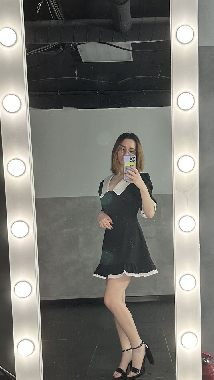  51203303  , 21 ,    