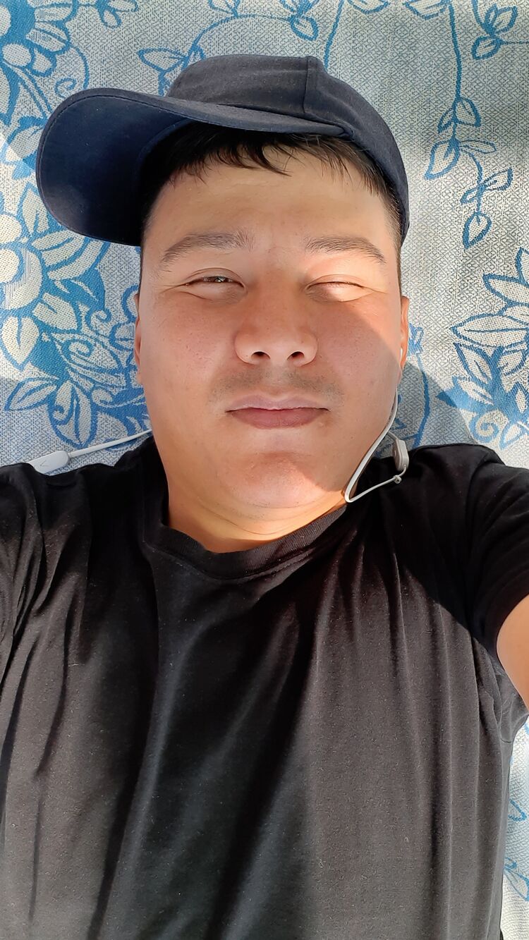  28576613  , 35 ,    