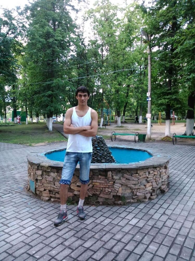  17579623  Ahmad, 31 ,    