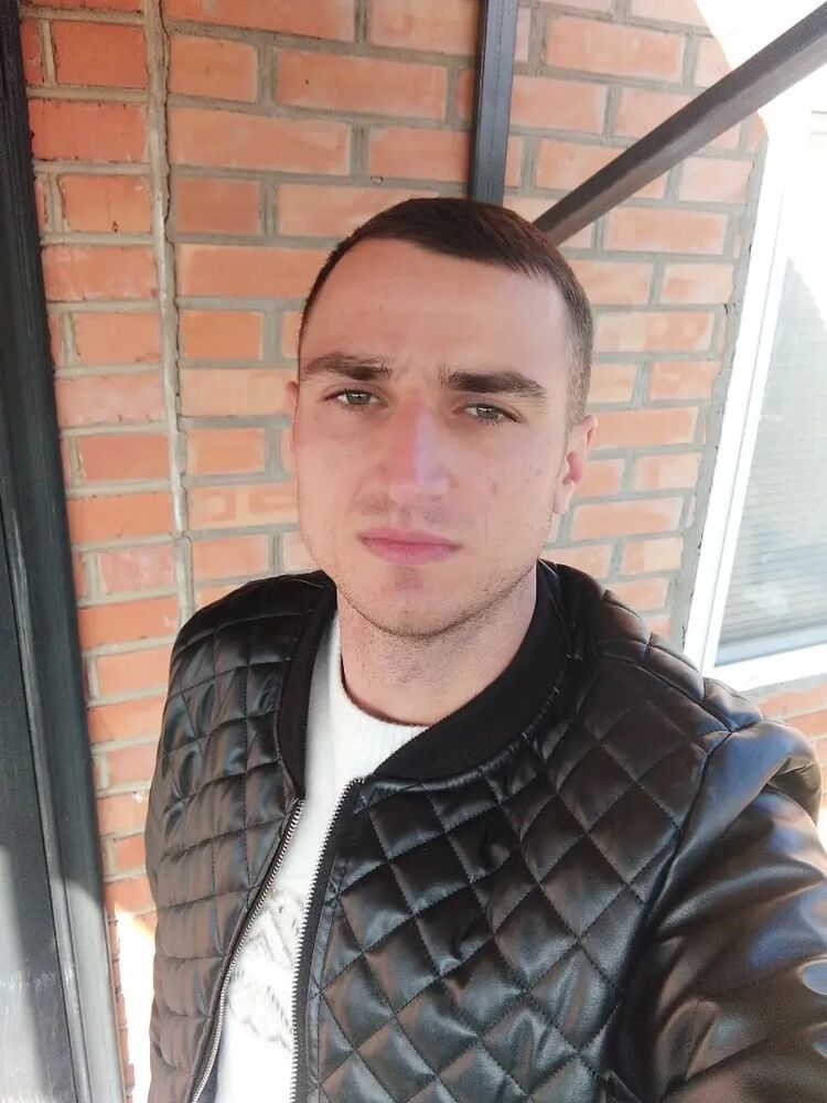  30660913  , 32 ,    