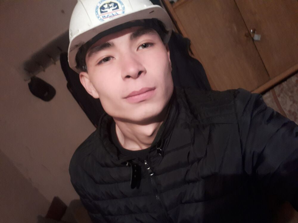  23548793  , 27 ,    