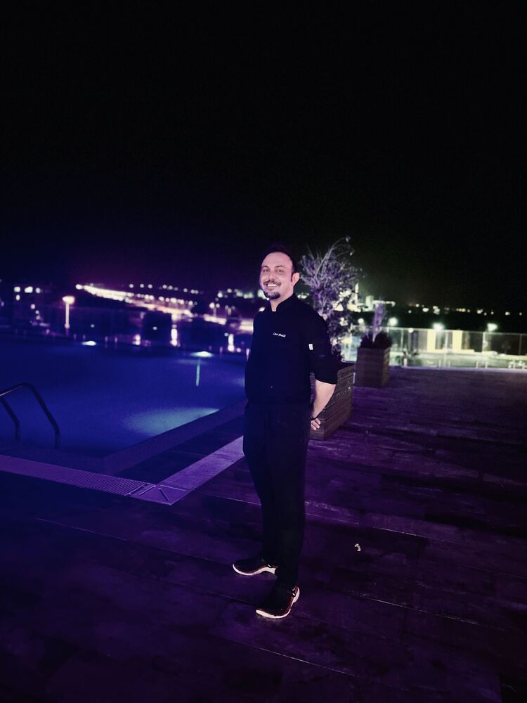  43437573  Caner, 36 ,    Nicosia