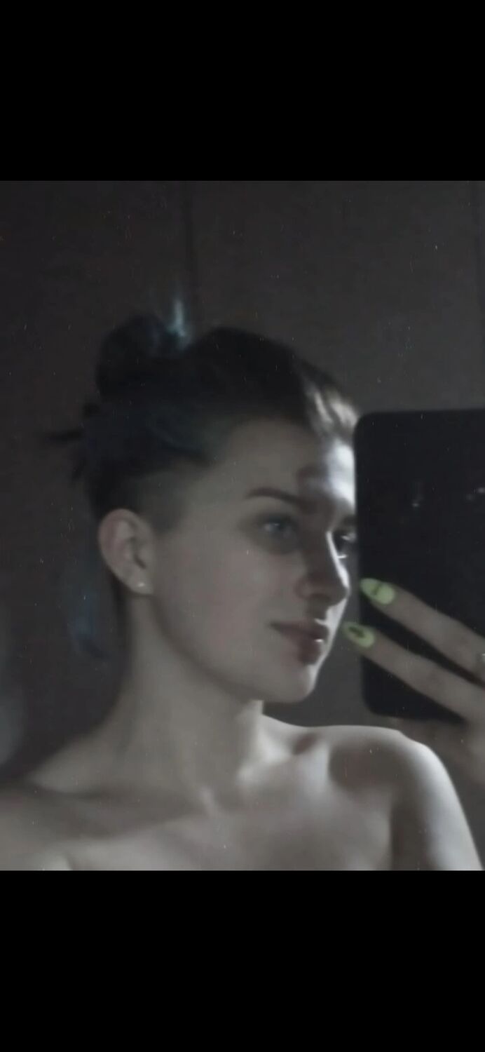  30702833  Svetlana, 21 ,    -