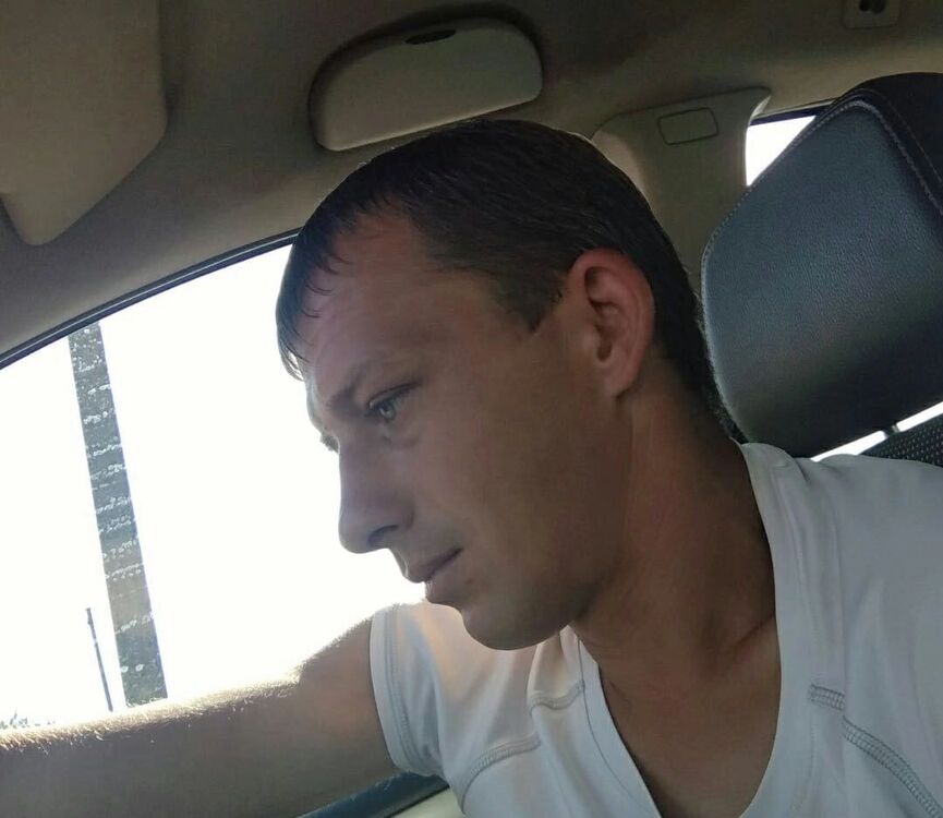  52704543  , 37 ,    