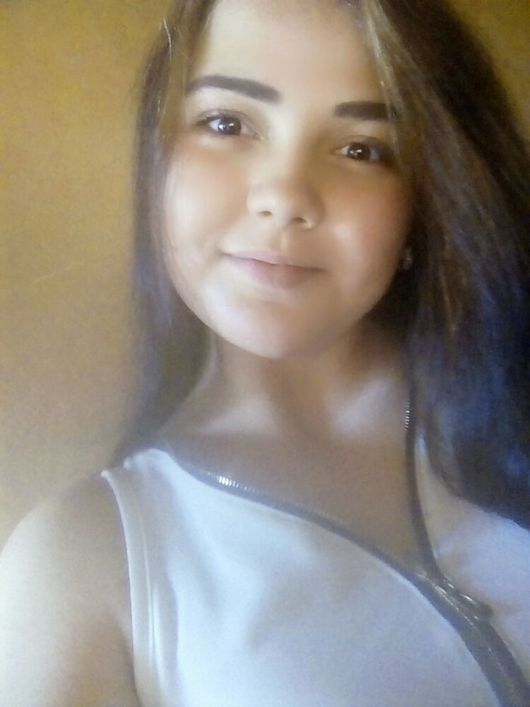  18484723  Yana, 23 ,    