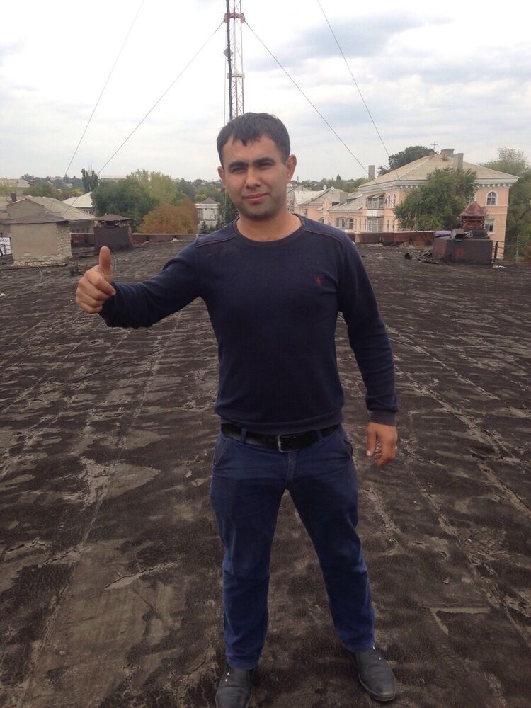  22223543  Azer, 36 ,     