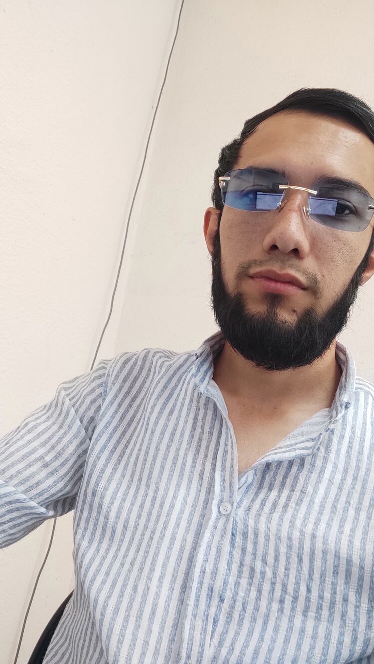  47585843  Mukhammad, 26 ,    