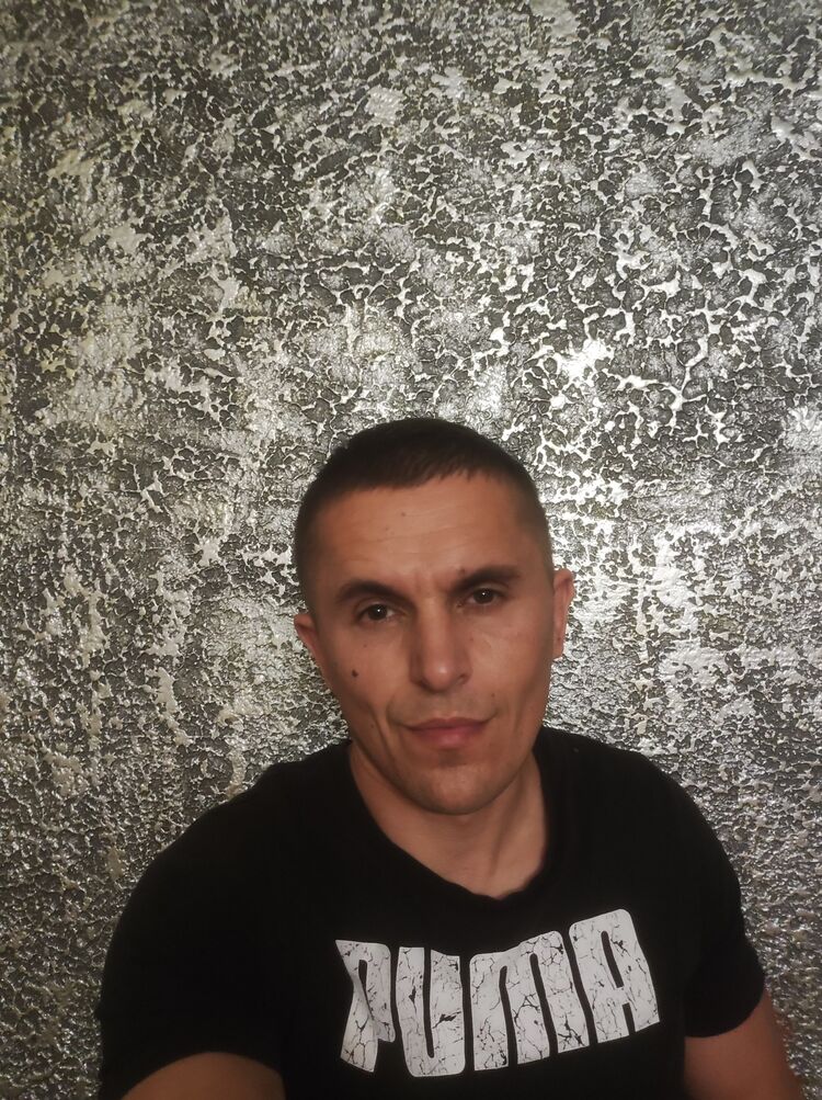  52926583  , 40 ,    