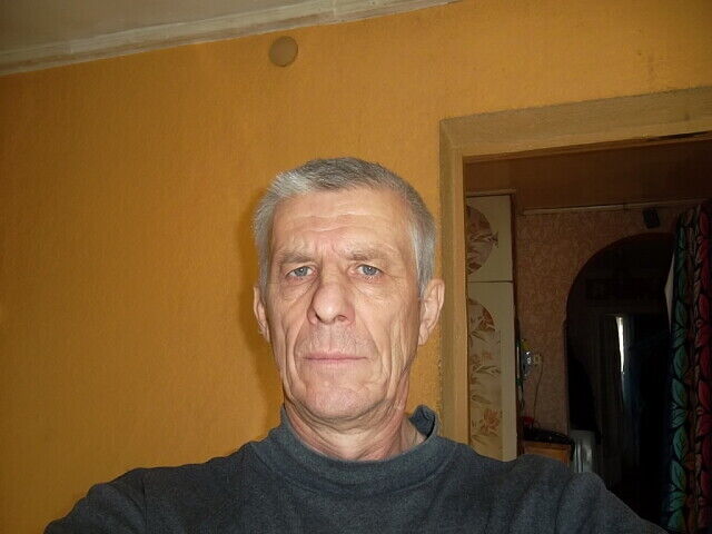 47032673  , 58 ,    