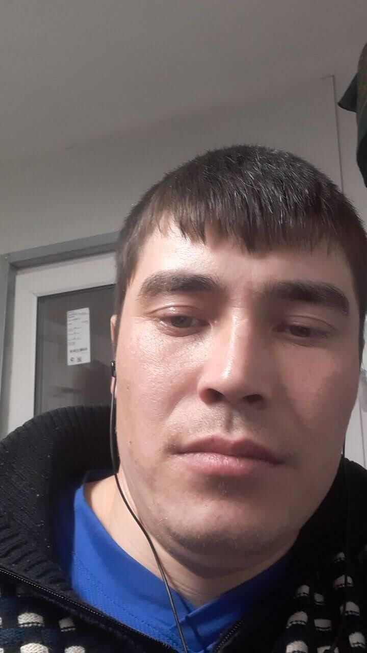  46848463  , 32 ,    