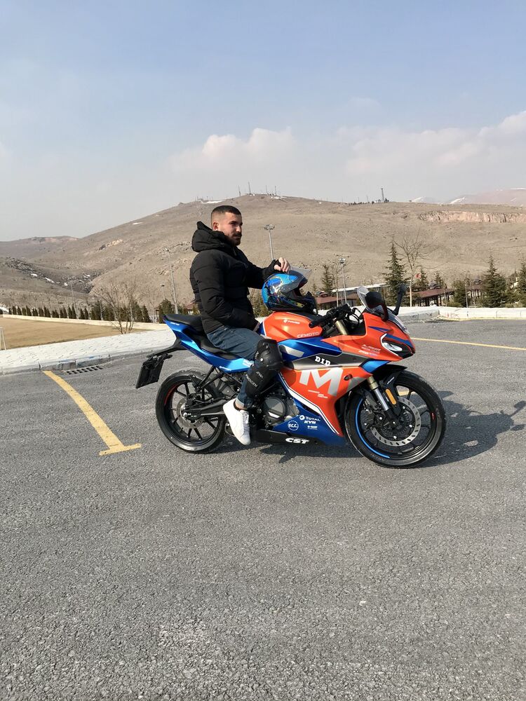  ,   Tahsin, 28 ,   ,   