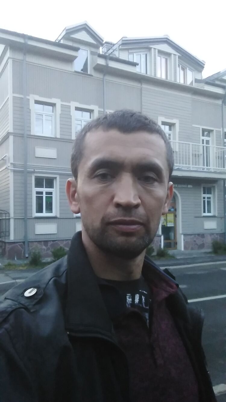  -,   Donyor, 39 ,   ,   