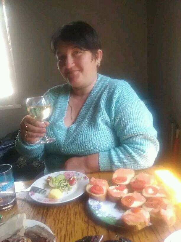  46723233  , 42 ,    