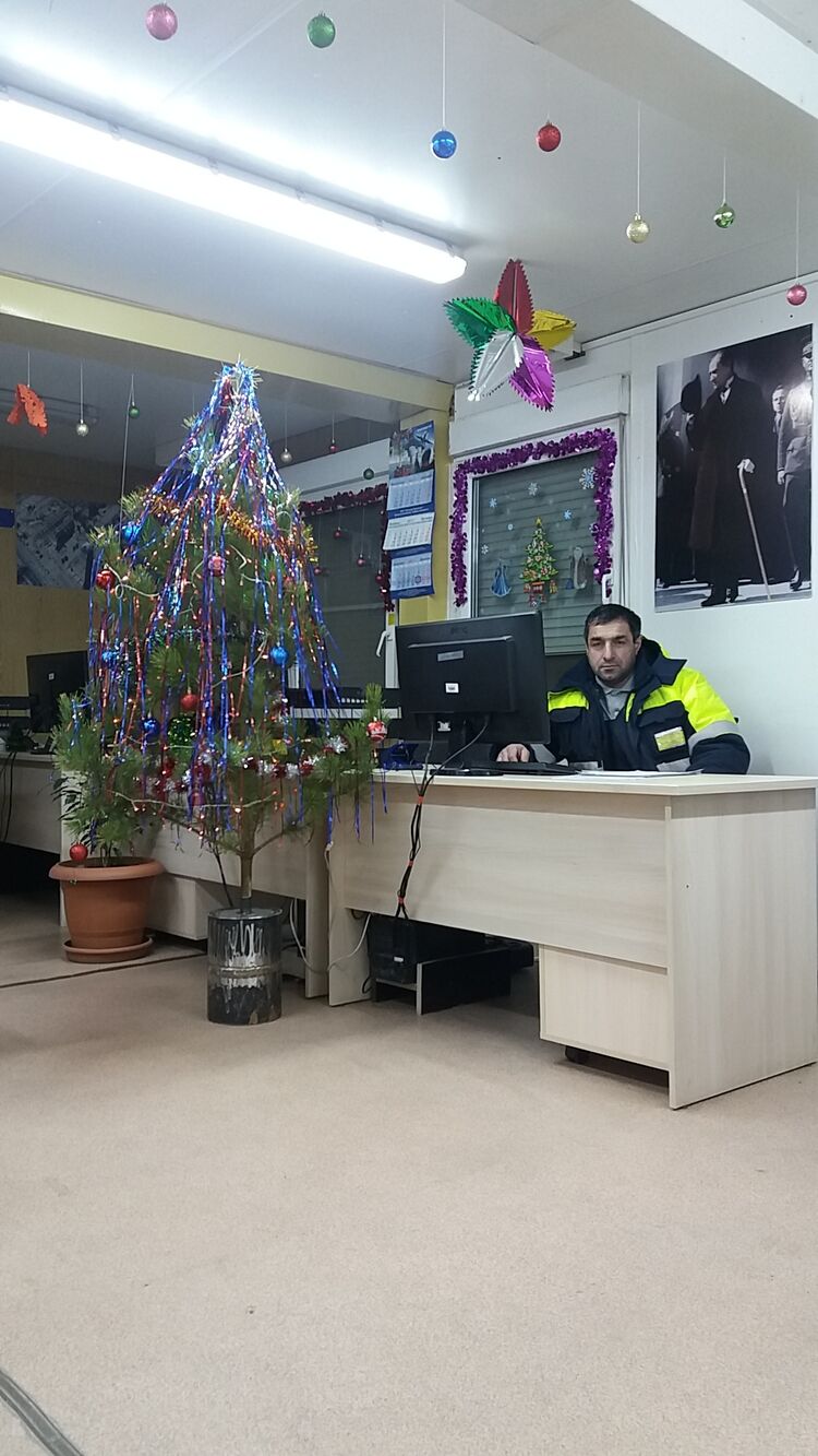  ,   Vuqar, 47 ,   ,   