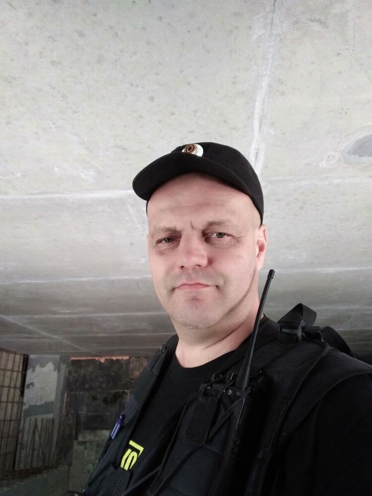  20928933  Aleksandr, 48 ,    