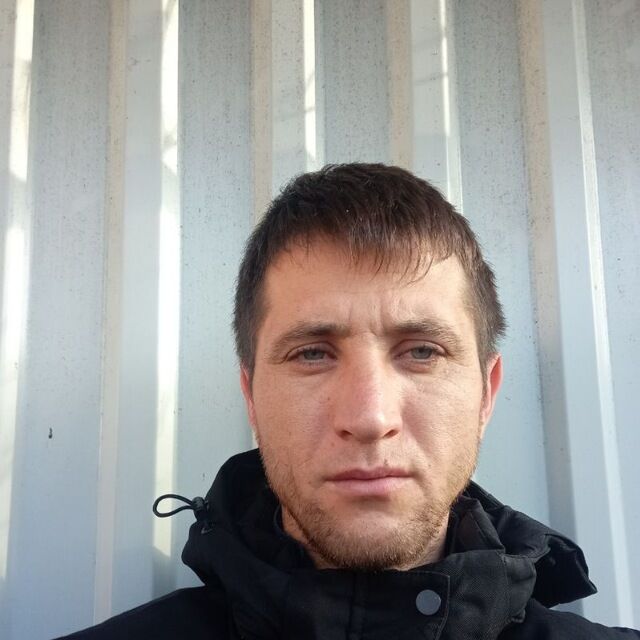  50938703  Maks, 31 ,    