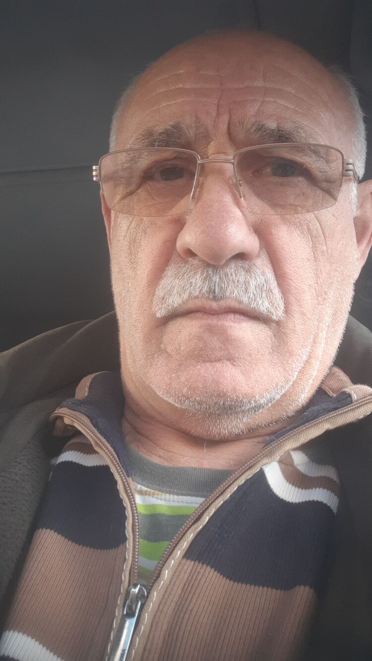  43548613  , 70 ,    
