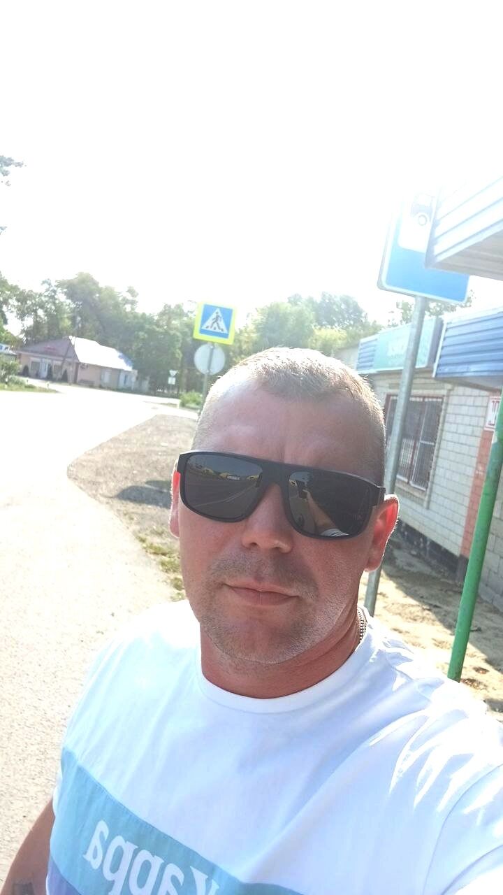  46175393  , 36 ,    
