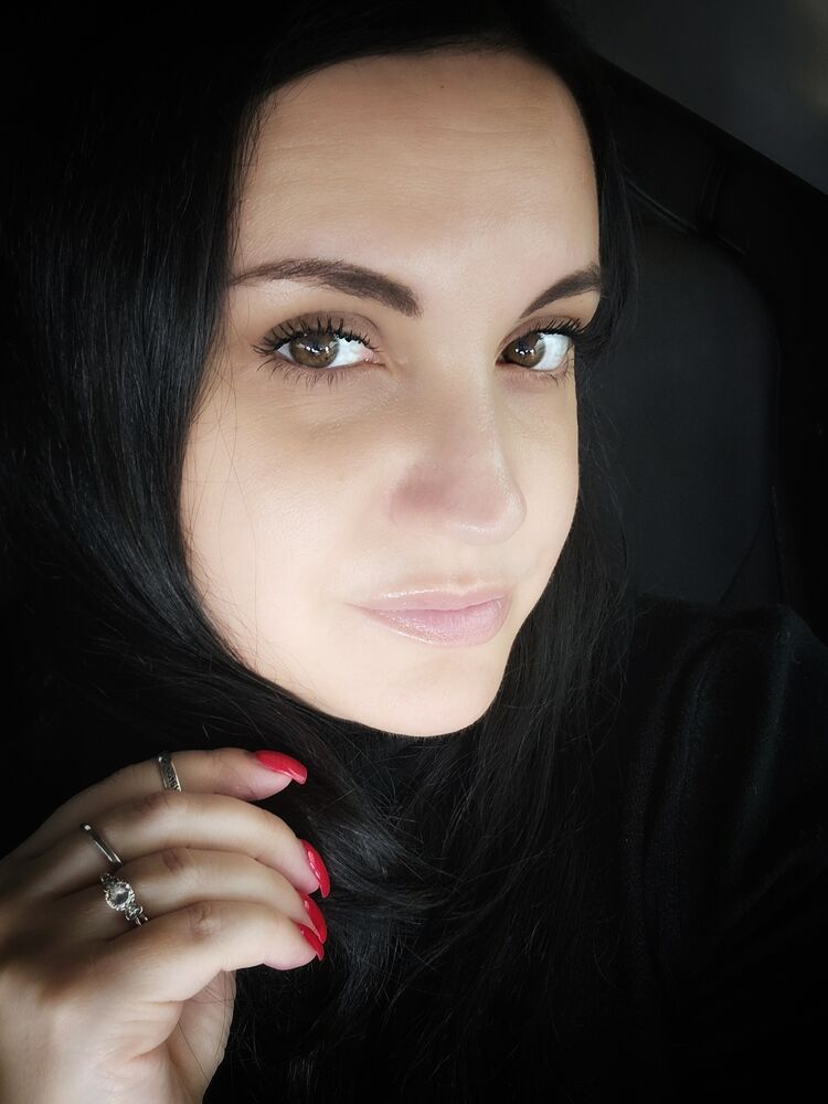  43397843  Kate, 39 ,    
