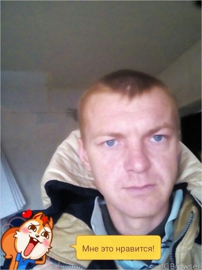  10759113  Alexandr, 43 ,    