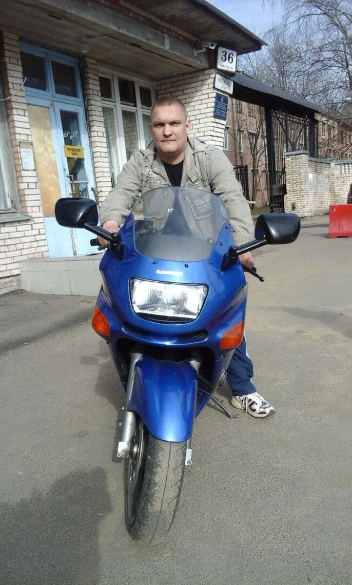  -,   , 44 ,     , c 