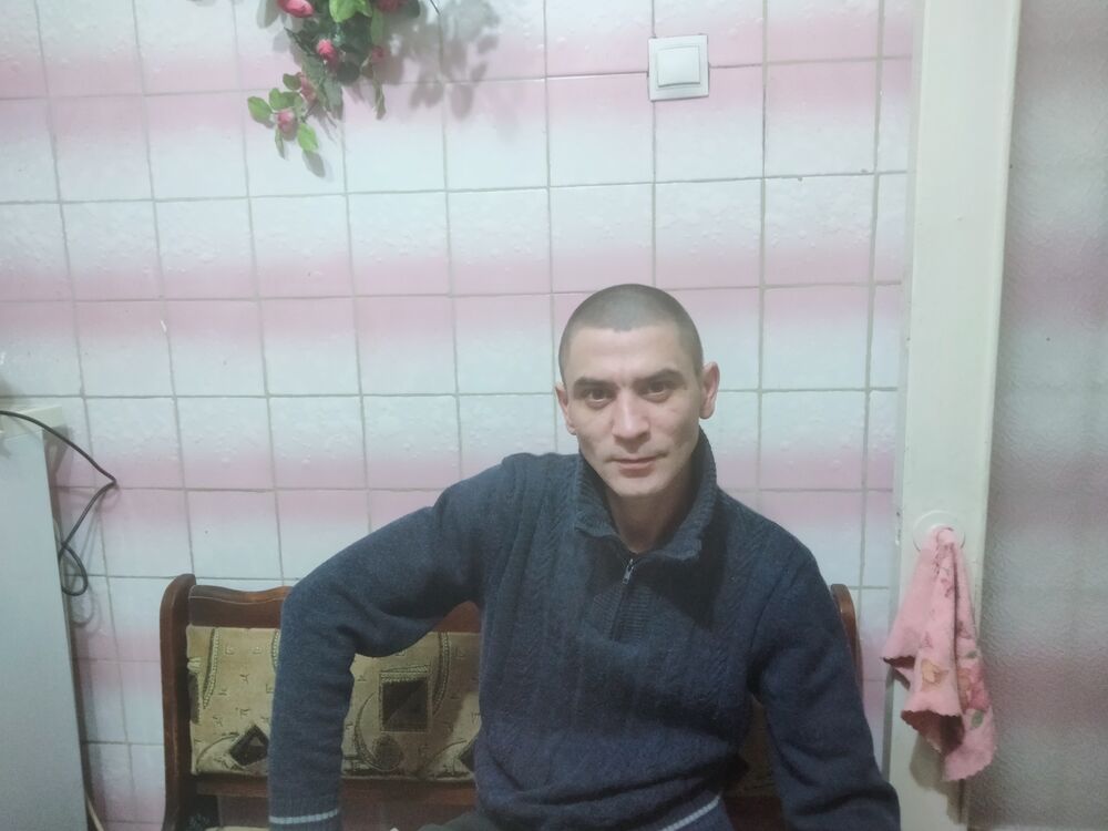  48946413  , 34 ,    