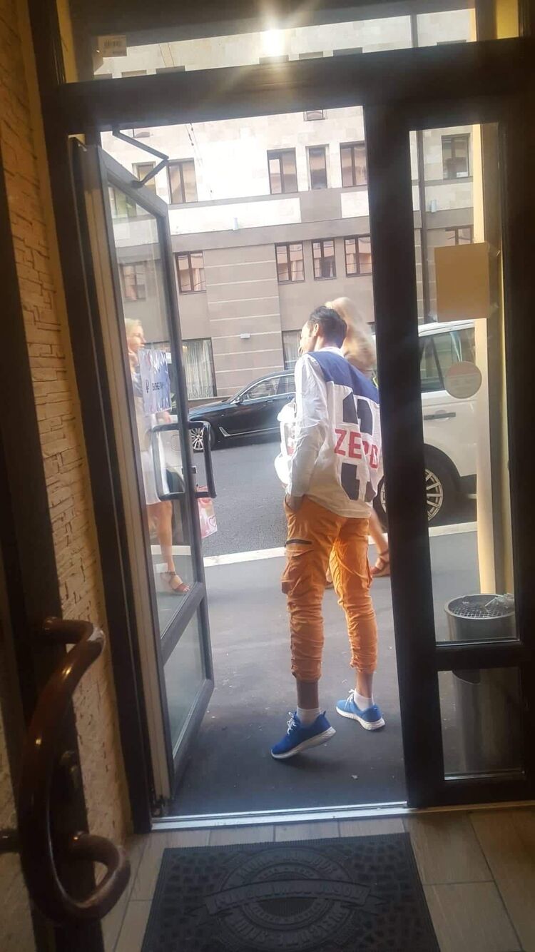 ���� 25061093 ������� Adam, 36 ���, ���� ���������� � ���������