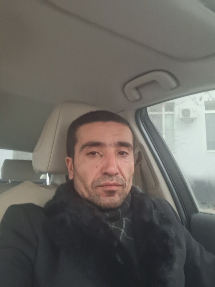  52391513  Hayko, 41 ,     