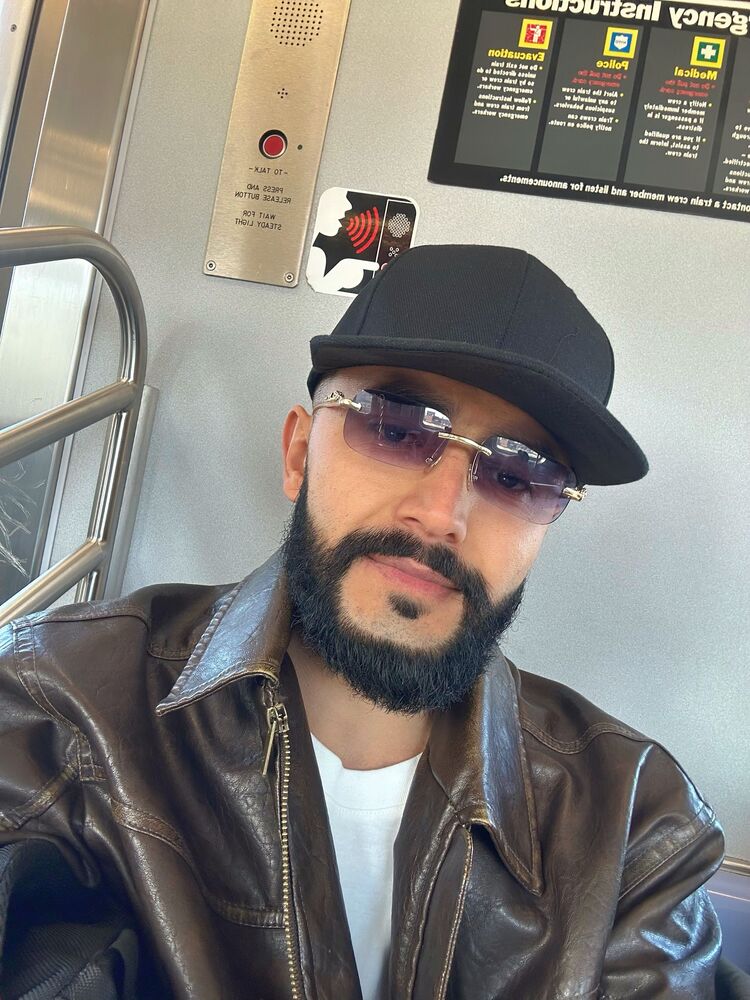  50448163  Alex n, 28 ,    Kew Gardens