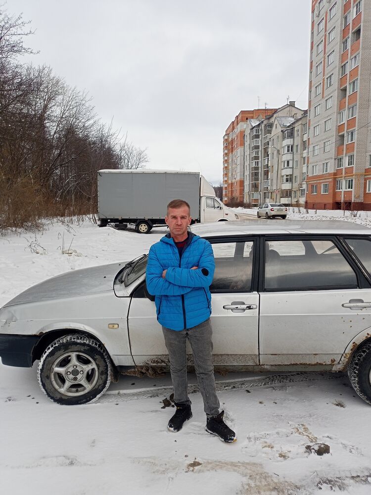  49702793  Denis, 42 ,    -