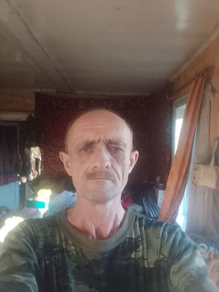  49652853  , 52 ,    