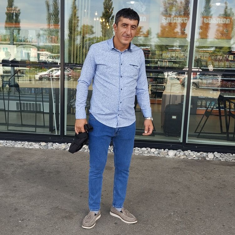  --,   , 40 ,   