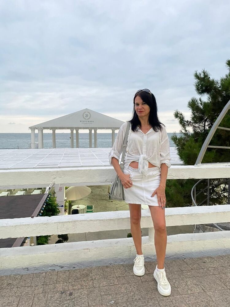  38229303  , 49 ,    -