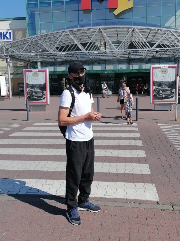  21093223  Zheka, 49 ,    Warszawa