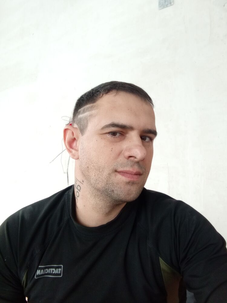  32405423  , 39 ,    