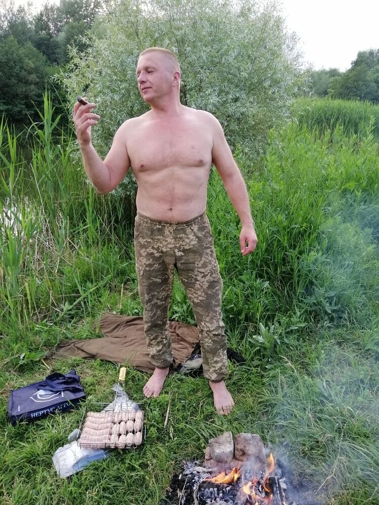  ,   Igor, 52 ,   ,   