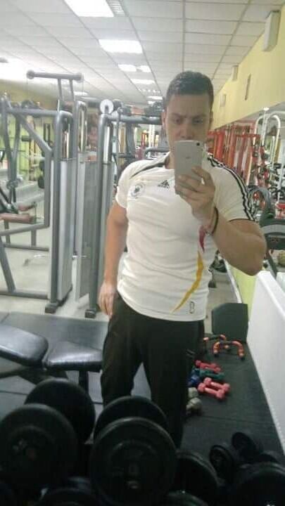  30814013  Peter, 34 ,    
