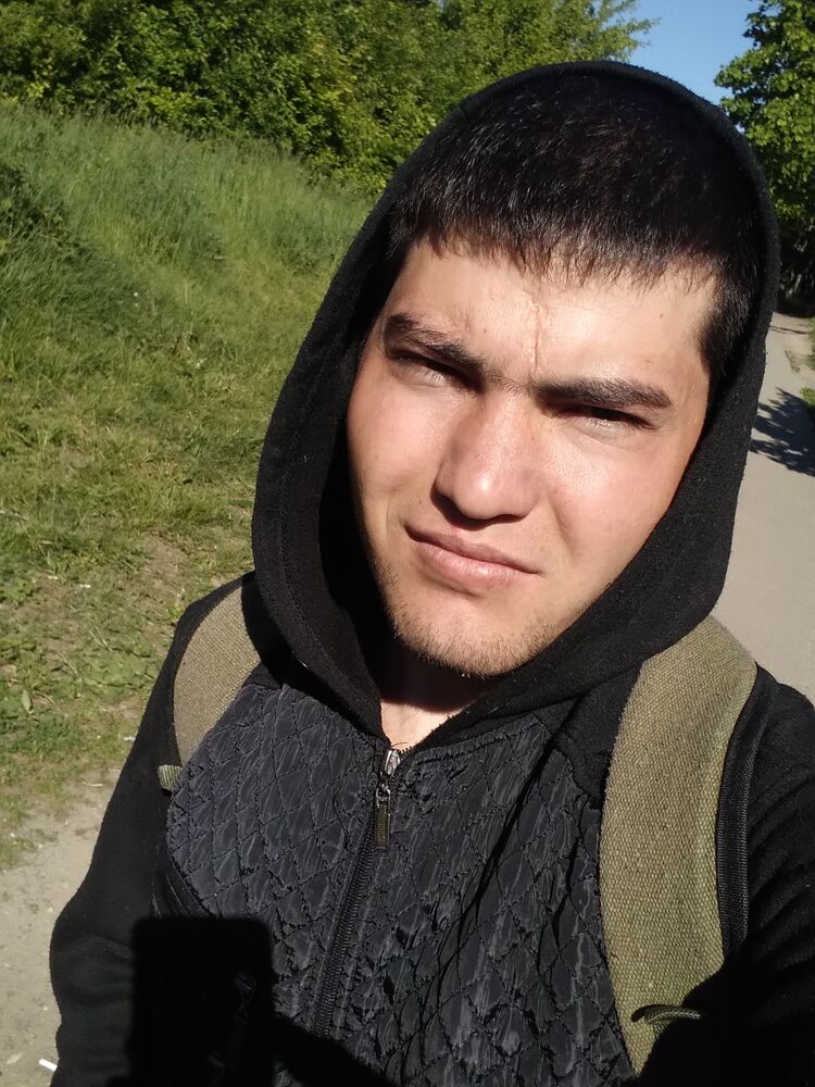  ,   Farrux, 26 ,   ,   
