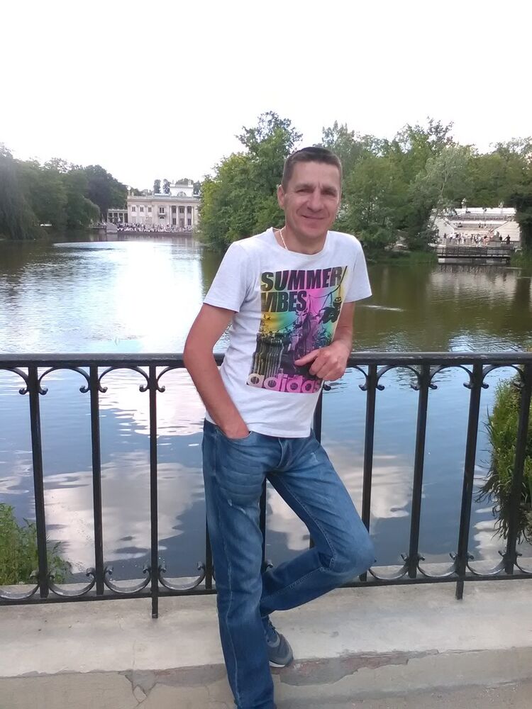  9858113  Aleksandr, 48 ,    Warszawa