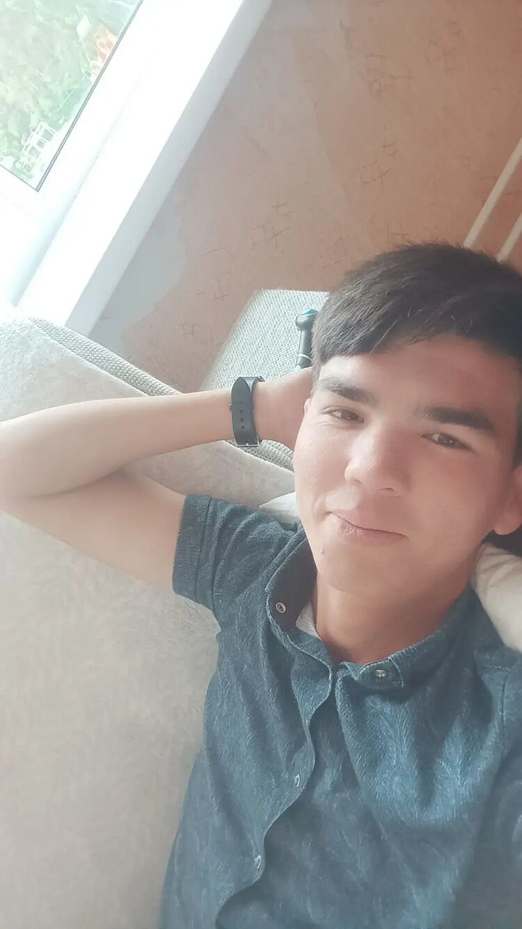  44269243  Muhammet, 22 ,     