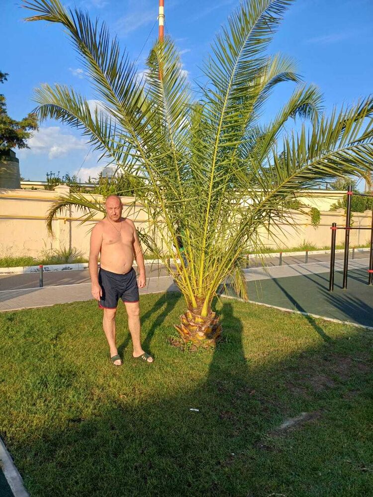  ,   Mikhail, 47 ,   ,   