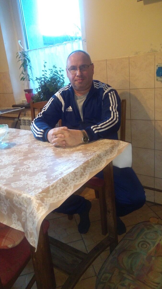  11715033  Tadeusz, 57 ,    -