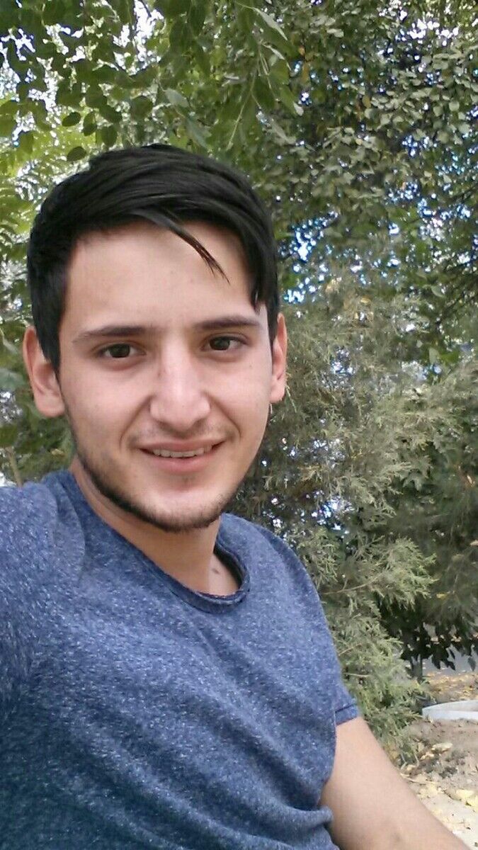  20298013  Salim, 32 ,    