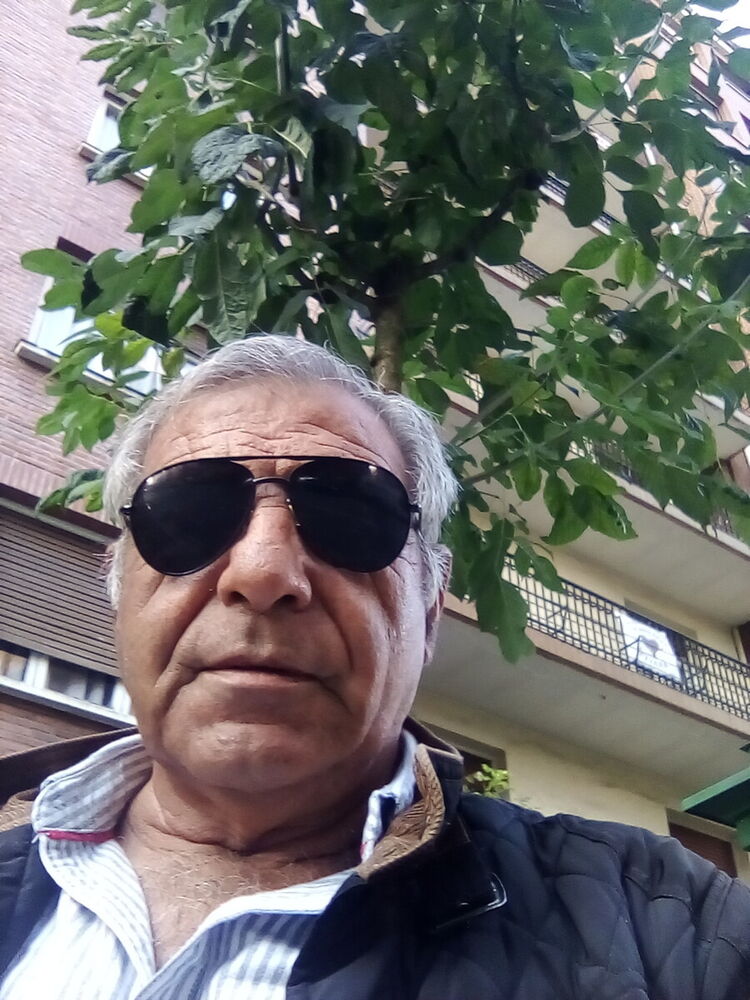  21160693  Angel, 70 ,    