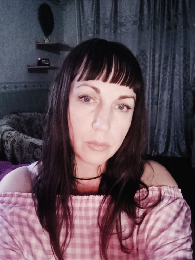  52456483  , 48 ,    --