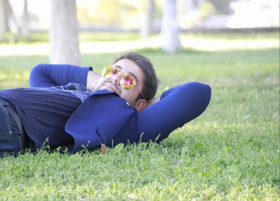  18221943  Rufat, 44 ,    