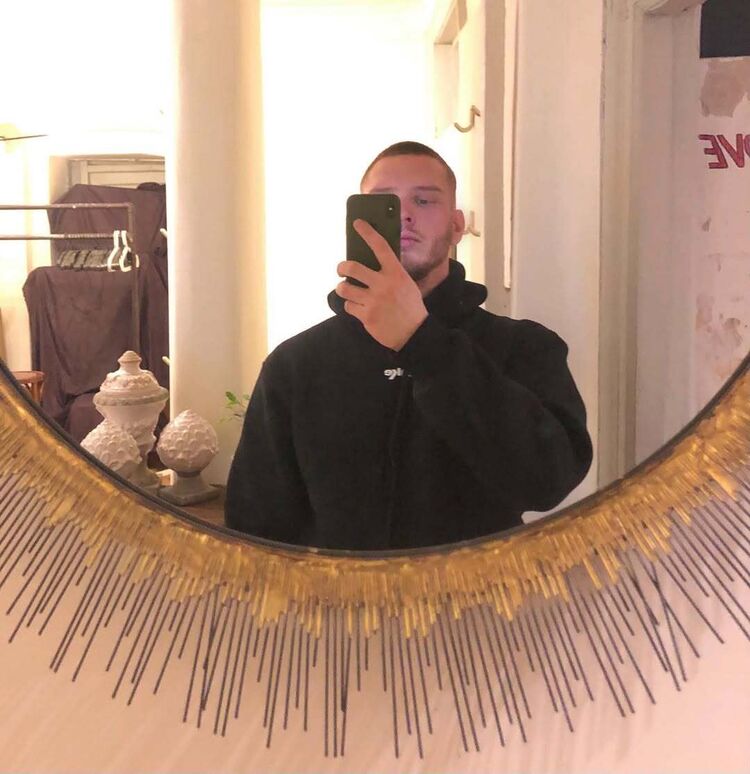  53399643  , 38 ,    