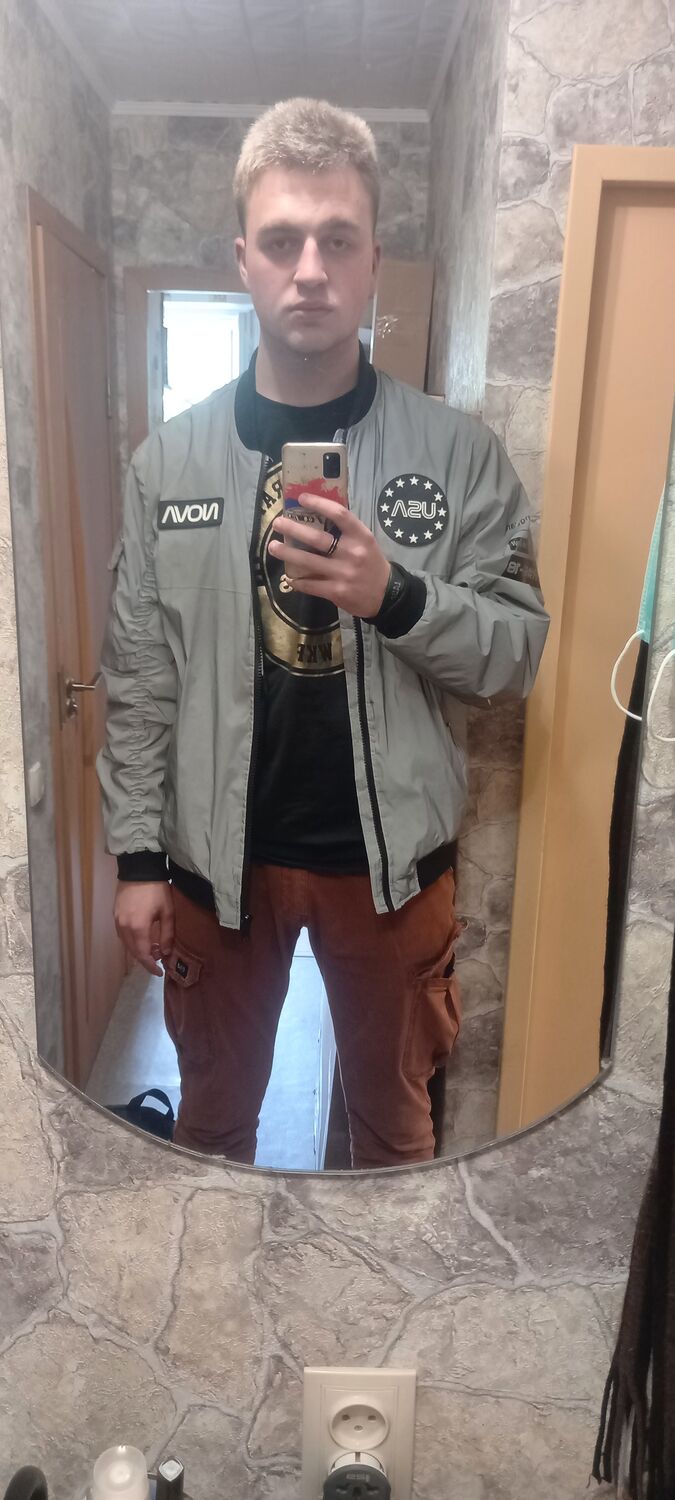  27500513  Sasha, 22 ,    