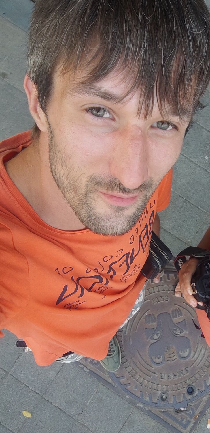  43474673  , 35 ,    -