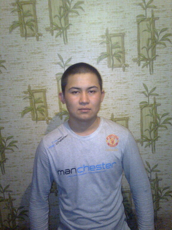  15401313  Muxamet, 31 ,    